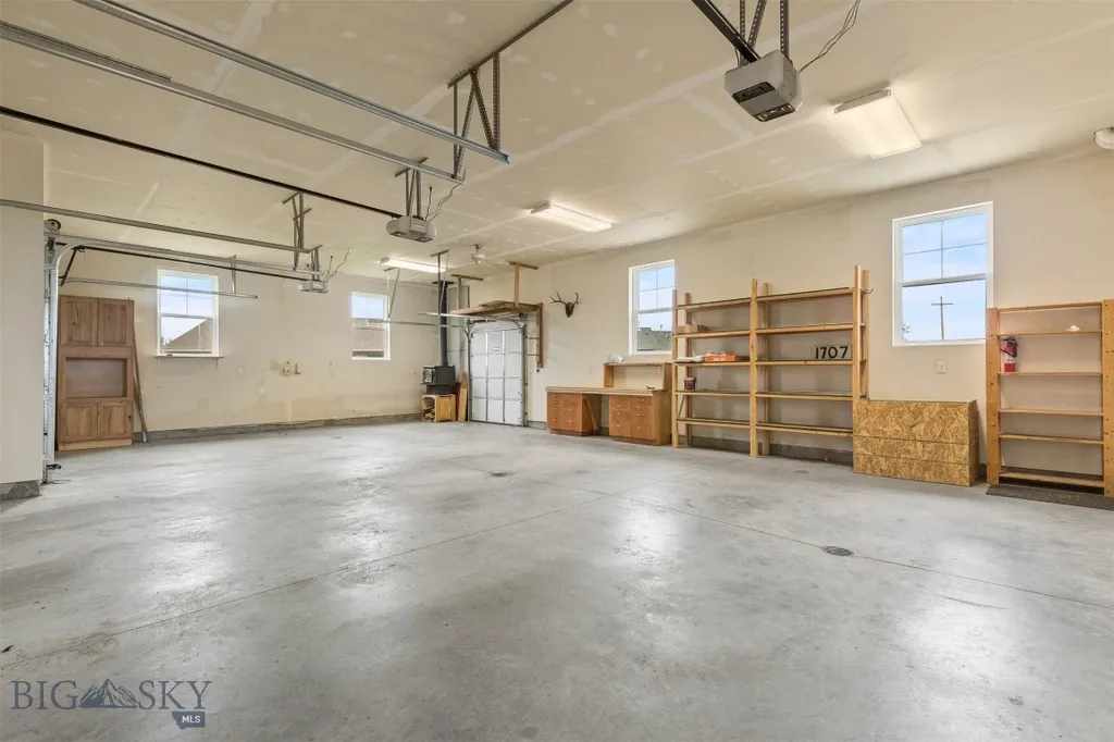 1707 Roundup Boulevard Belgrade MT 59714