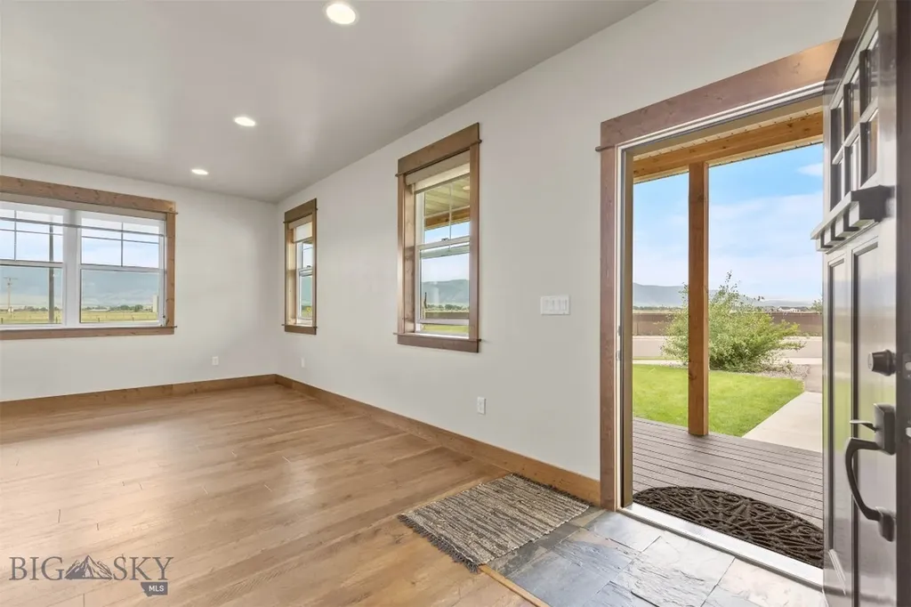 1707 Roundup Boulevard Belgrade MT 59714