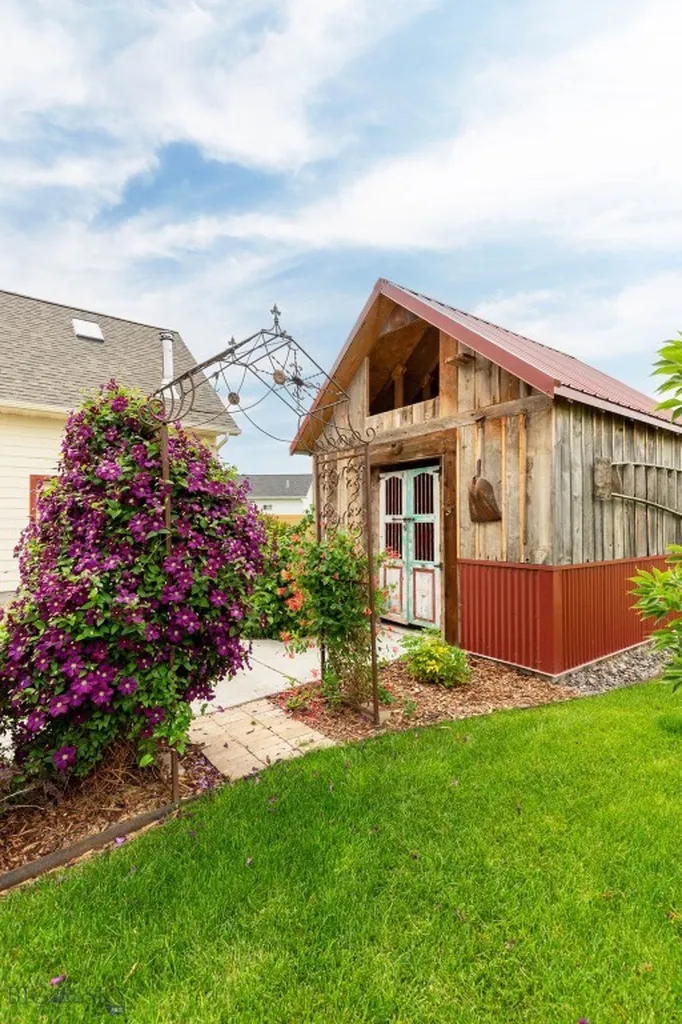 1707 Roundup Boulevard Belgrade MT 59714