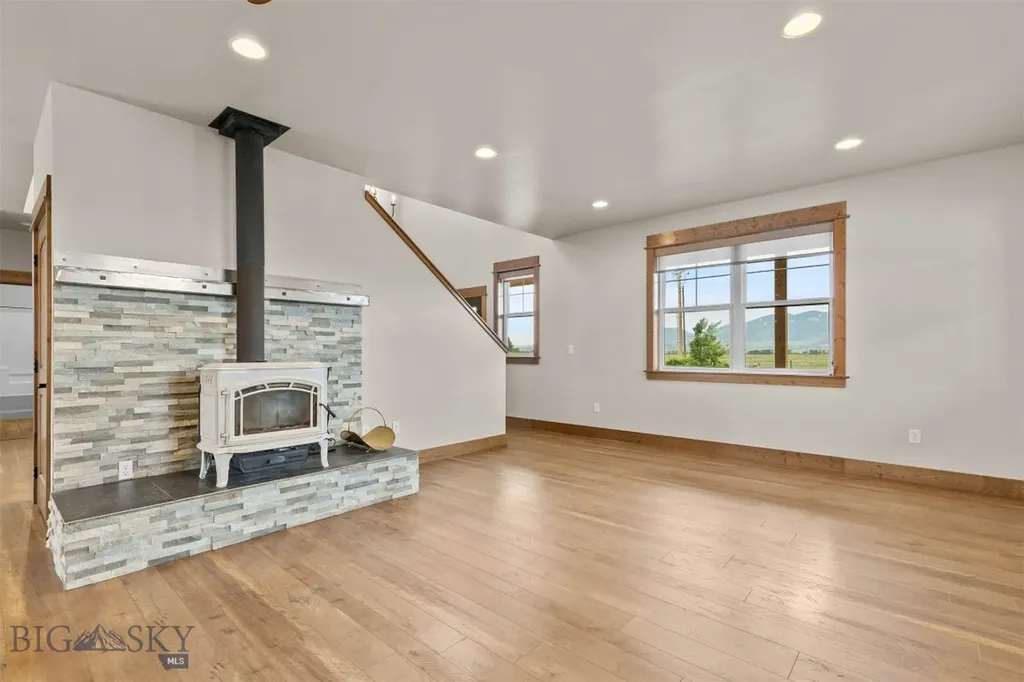 1707 Roundup Boulevard Belgrade MT 59714