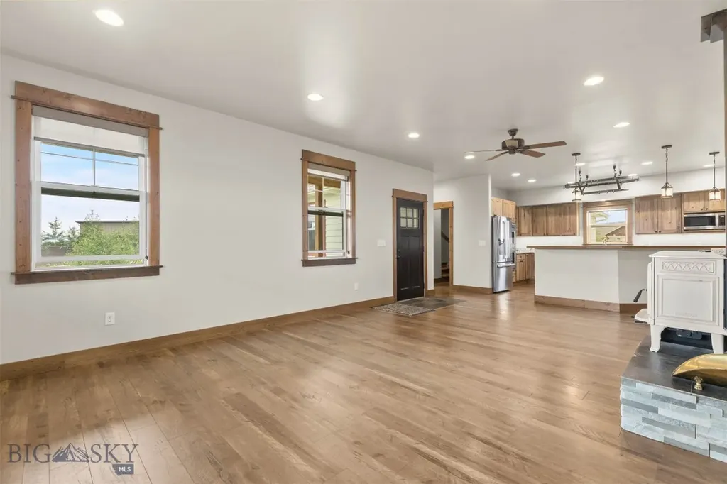 1707 Roundup Boulevard Belgrade MT 59714