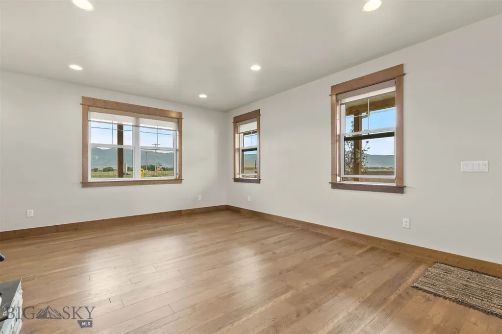 1707 Roundup Boulevard Belgrade MT 59714