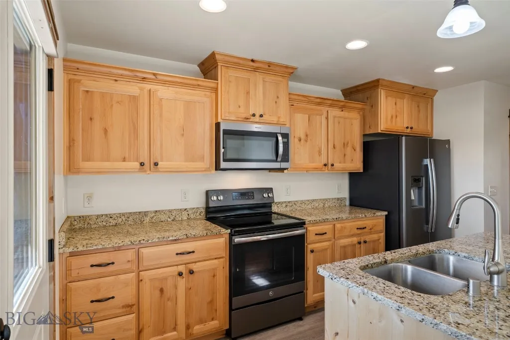 3355 Fen Way Bozeman MT 59718