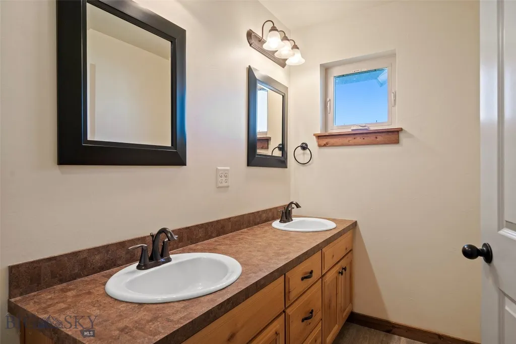 3355 Fen Way Bozeman MT 59718