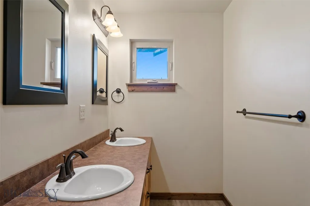 3355 Fen Way Bozeman MT 59718