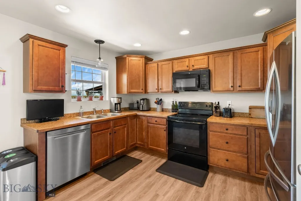1007 Powers Boulevard Belgrade MT 59714