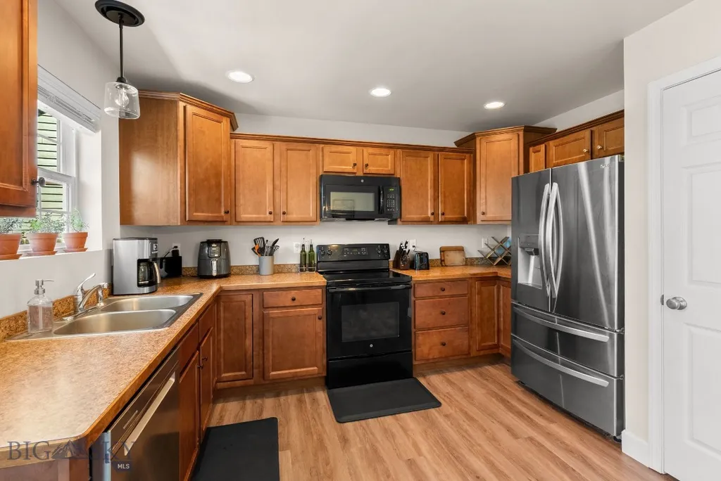 1007 Powers Boulevard Belgrade MT 59714
