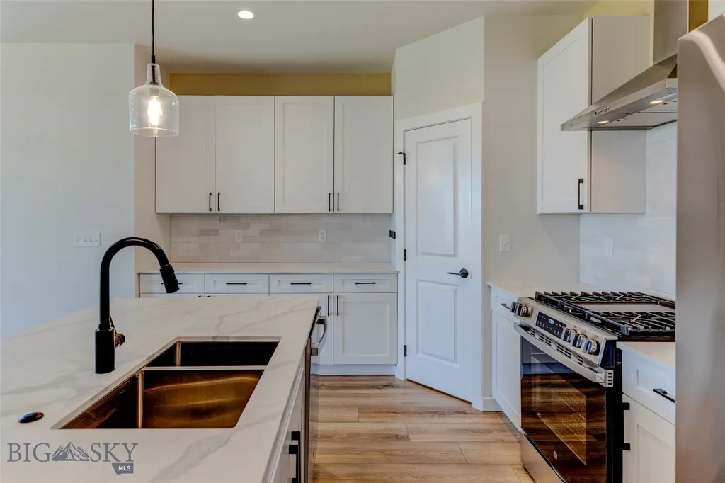 901 Scenic Trail Livingston MT 59047