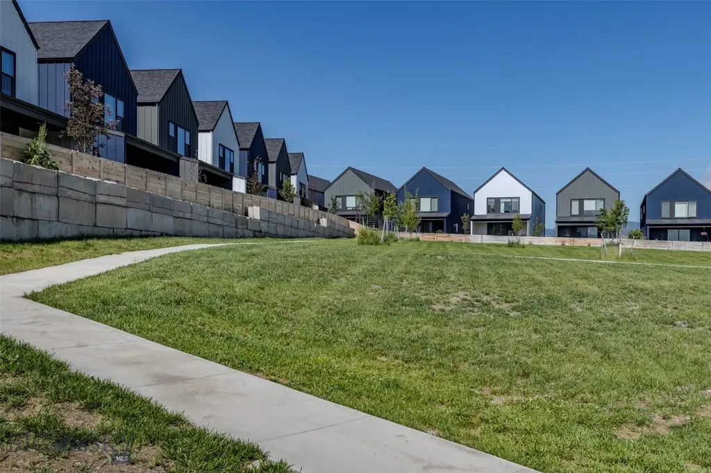 901 Scenic Trail Livingston MT 59047
