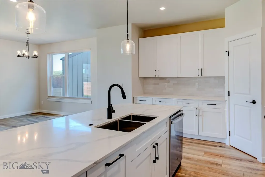 901 Scenic Trail Livingston MT 59047