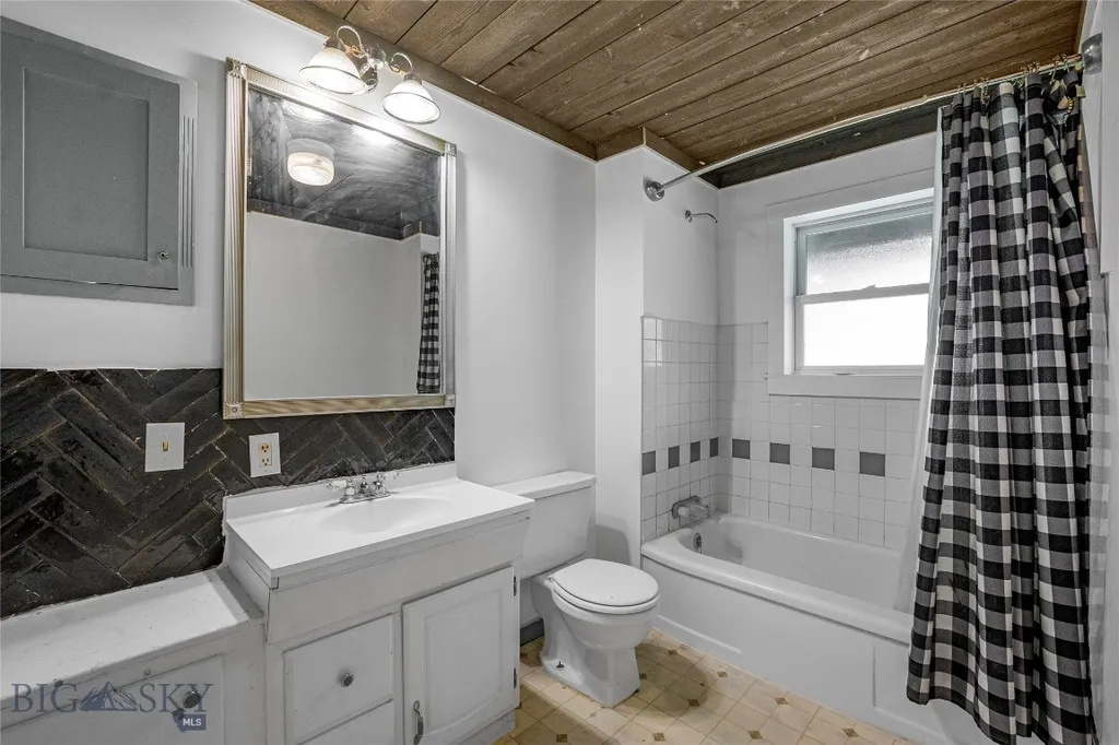 423 S Main Street Three Forks MT 59752