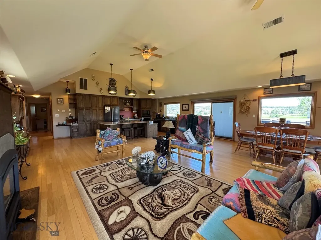 39 Valley View Drive Reed Point MT 59069