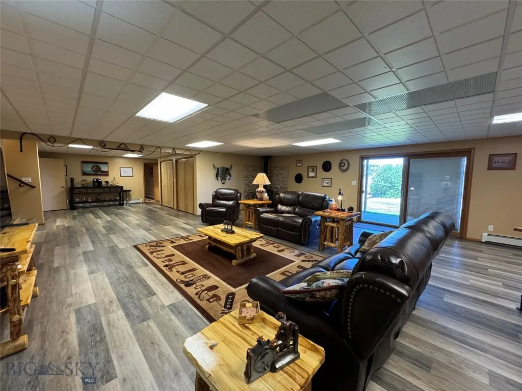 39 Valley View Drive Reed Point MT 59069