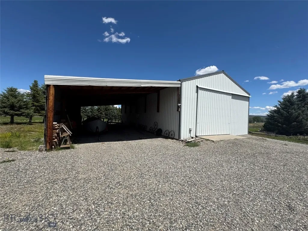 39 Valley View Drive Reed Point MT 59069