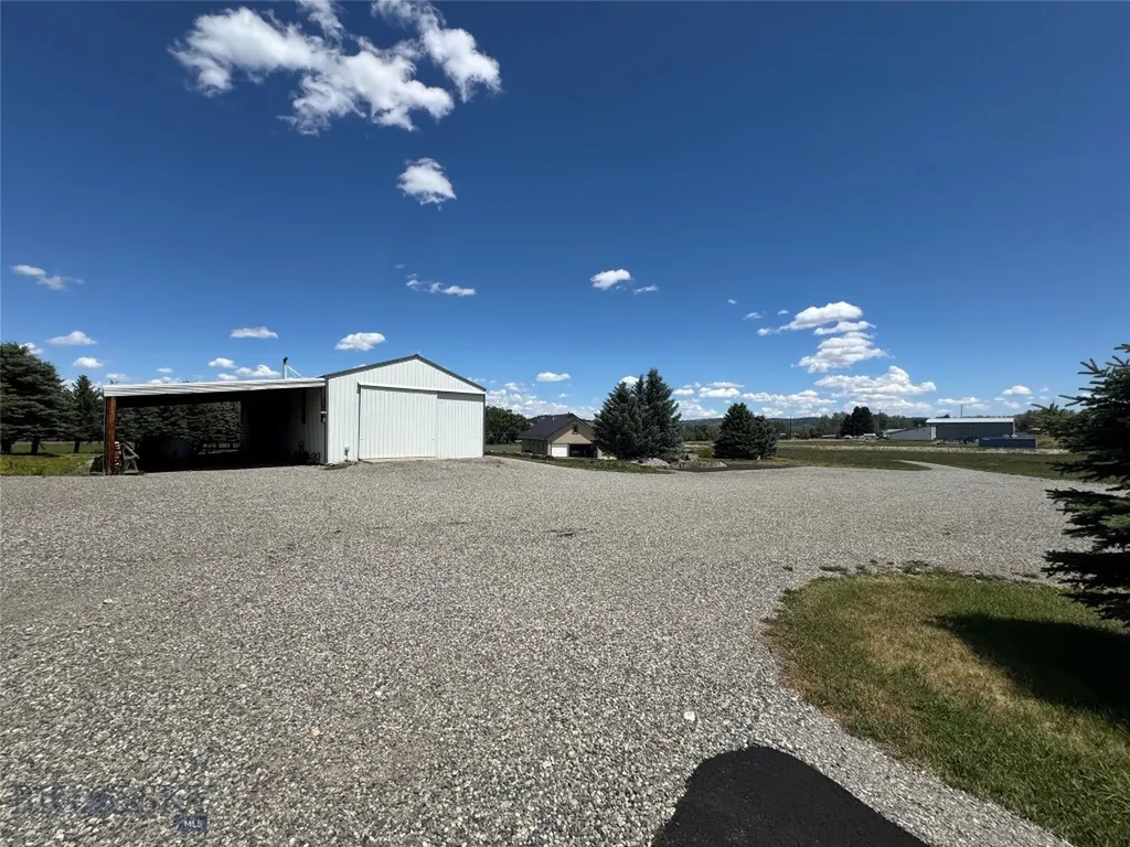 39 Valley View Drive Reed Point MT 59069