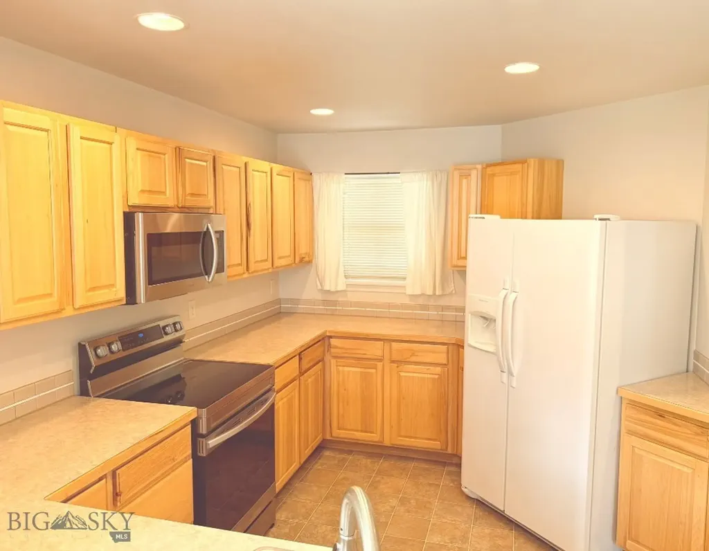 4038 Carbon Street Bozeman MT 59718