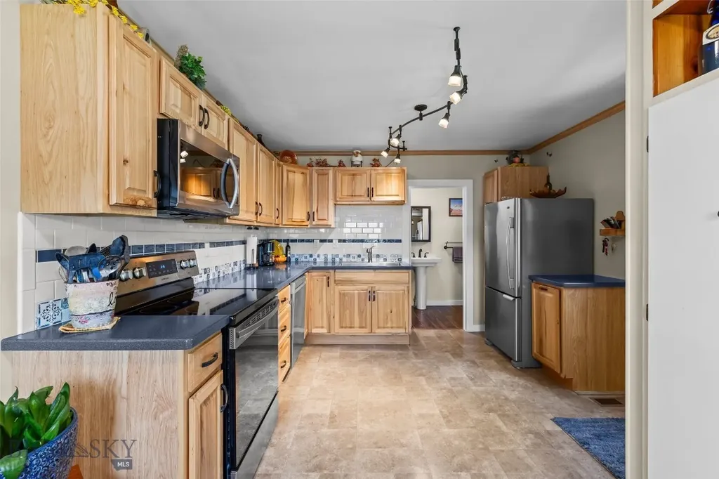 311 E Clark Street Livingston MT 59047