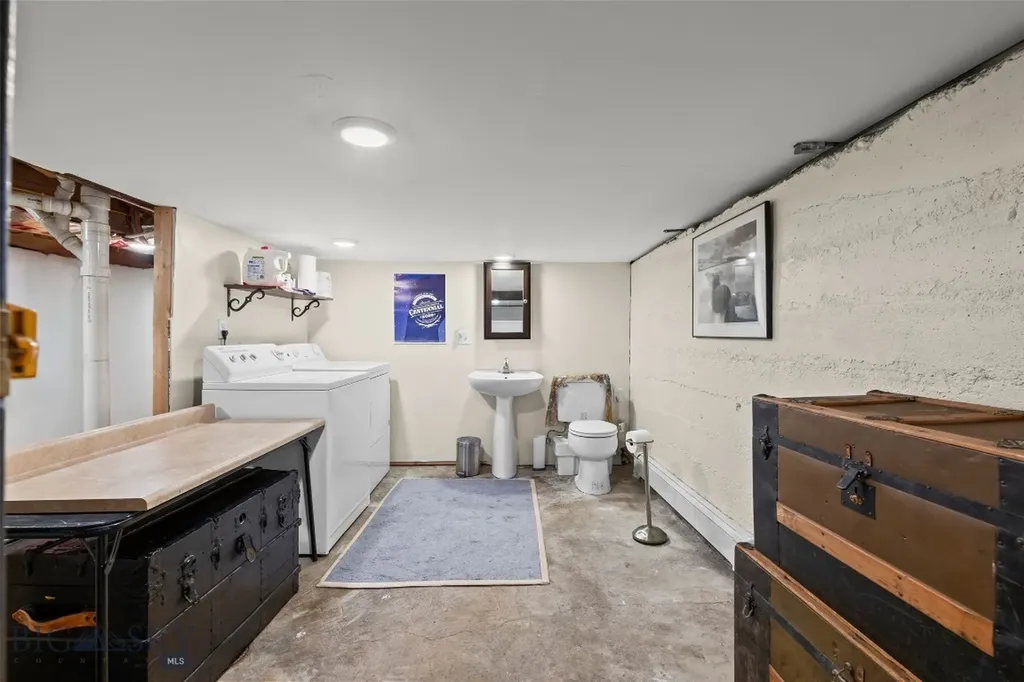 311 E Clark Street Livingston MT 59047