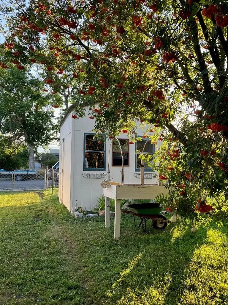 311 E Clark Street Livingston MT 59047