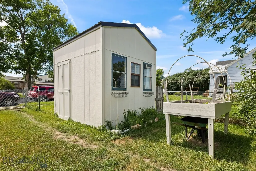 311 E Clark Street Livingston MT 59047