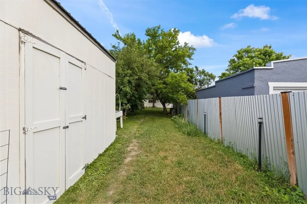 311 E Clark Street Livingston MT 59047