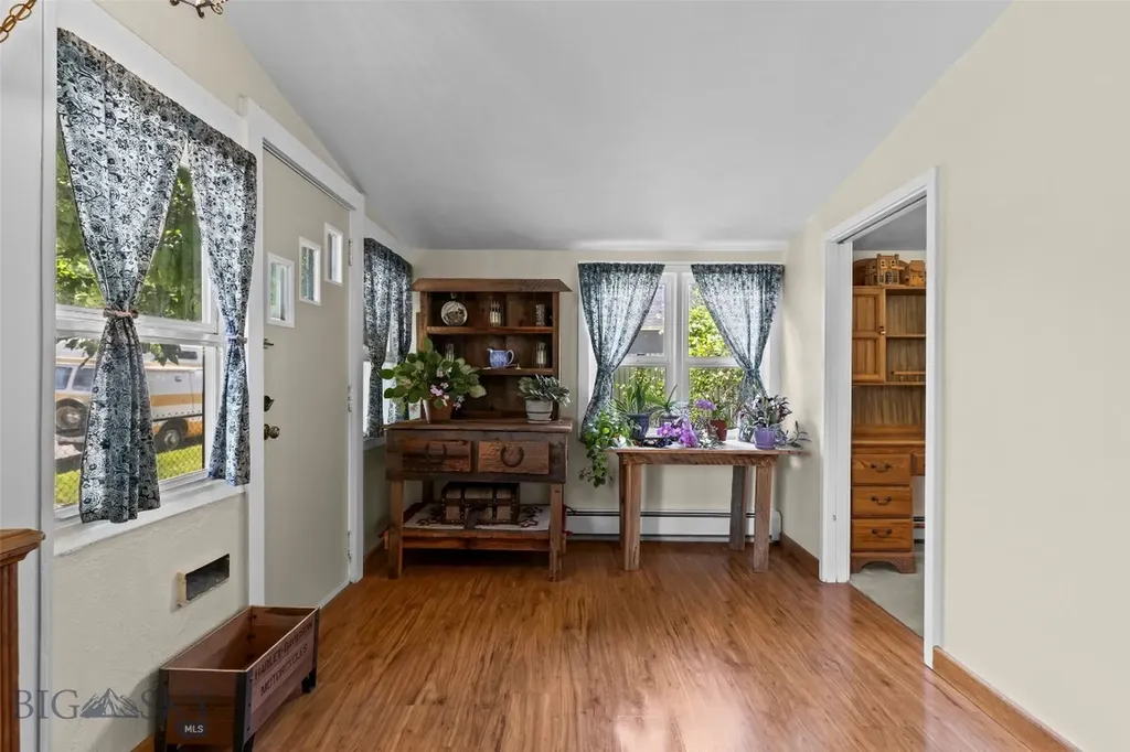 311 E Clark Street Livingston MT 59047