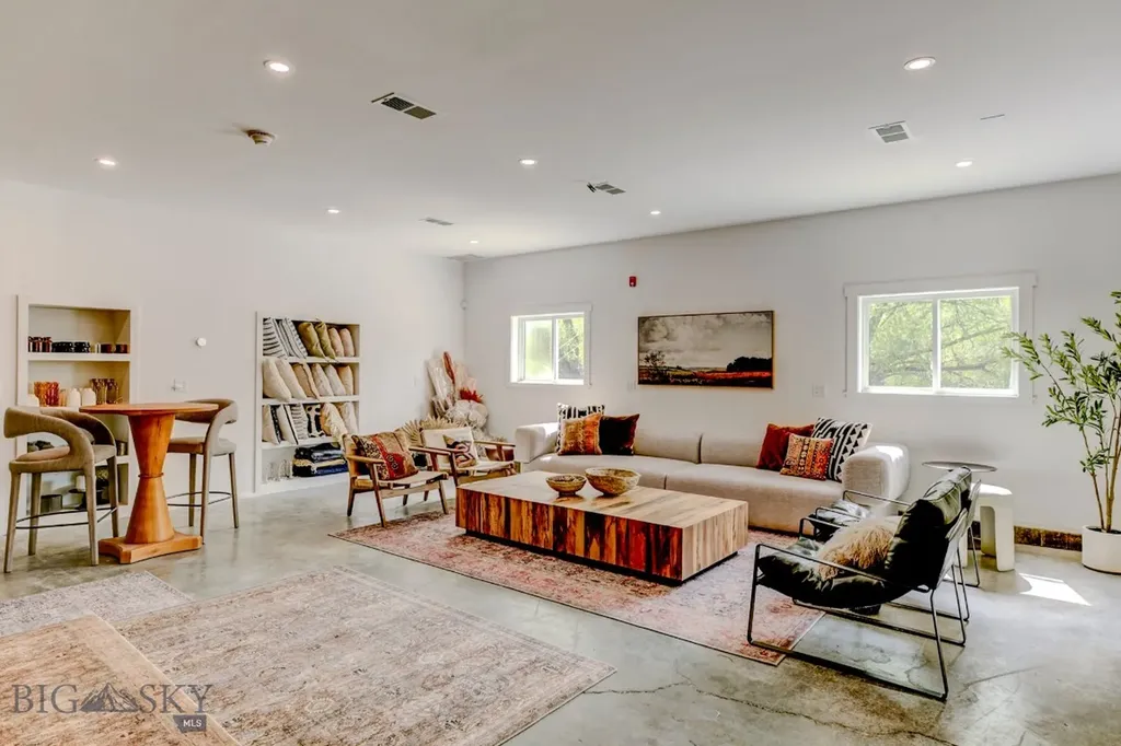 329 S B Street Livingston MT 59047