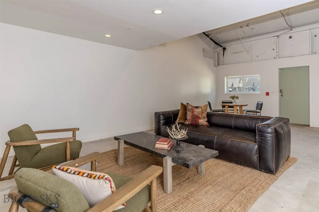 329 S B Street Livingston MT 59047