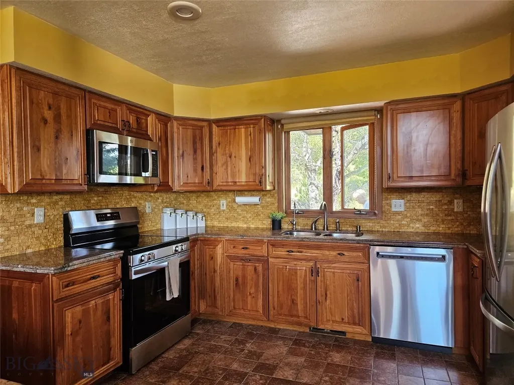 6008 Skyline Lane Bozeman MT 59715