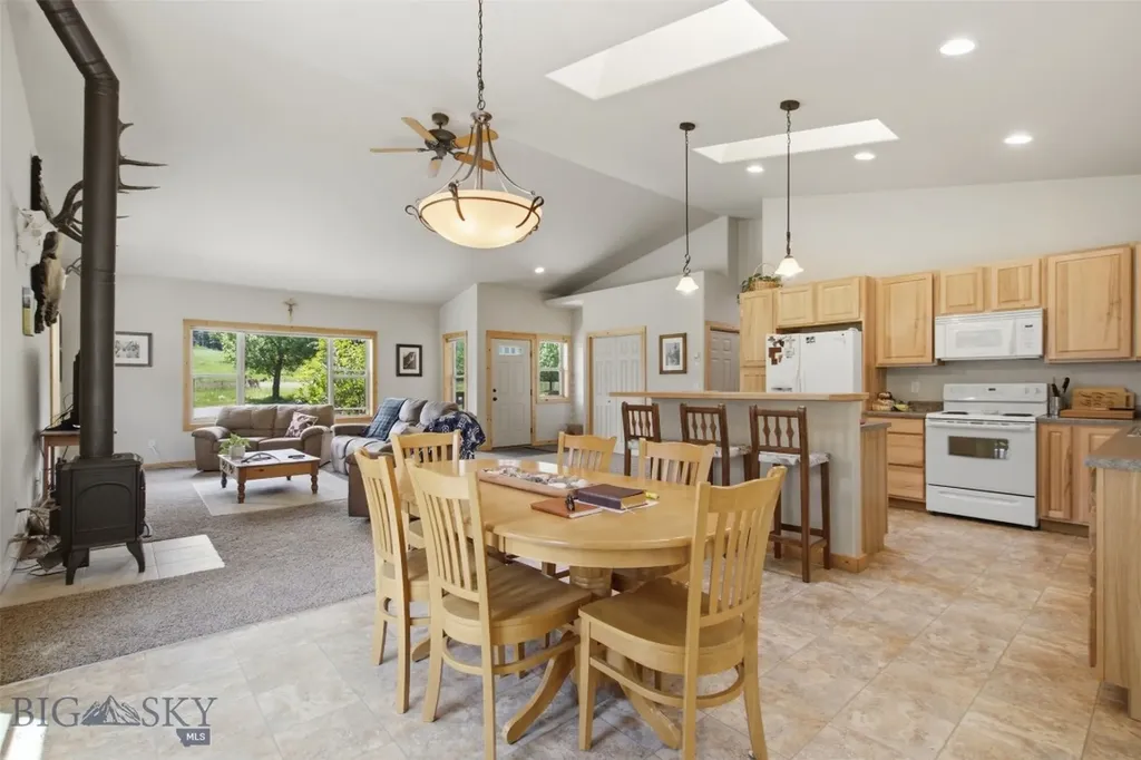 64758 Gallatin Road Gallatin Gateway MT 59730