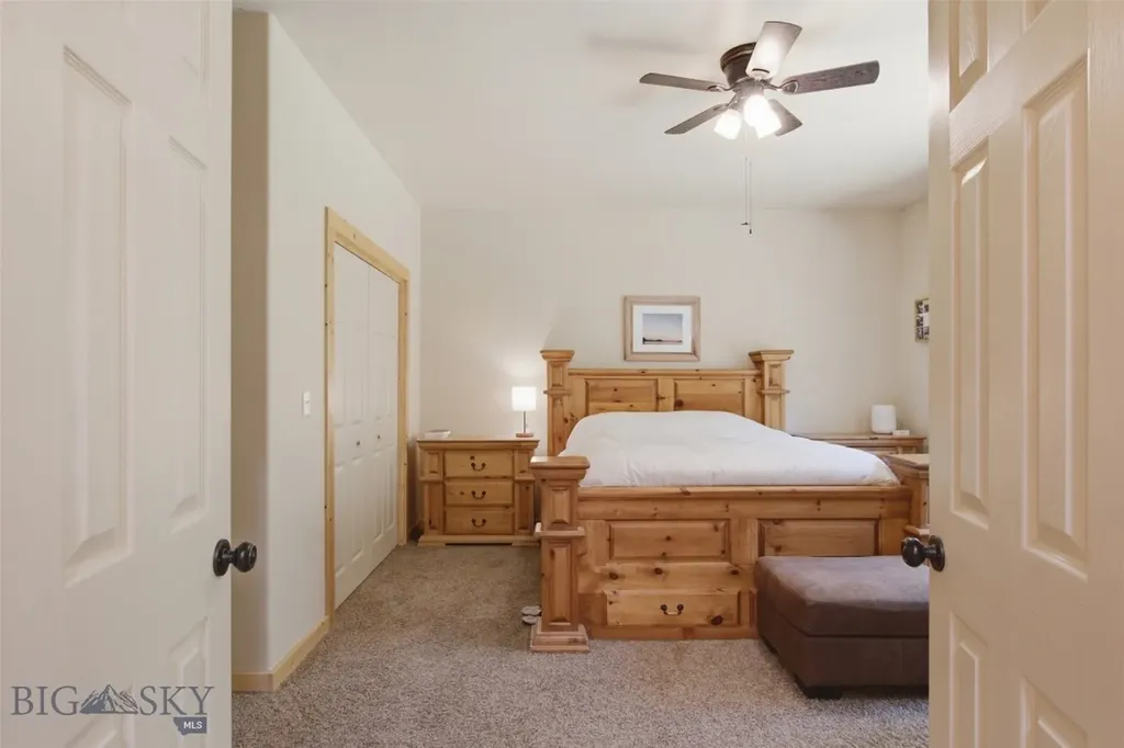 64758 Gallatin Road Gallatin Gateway MT 59730