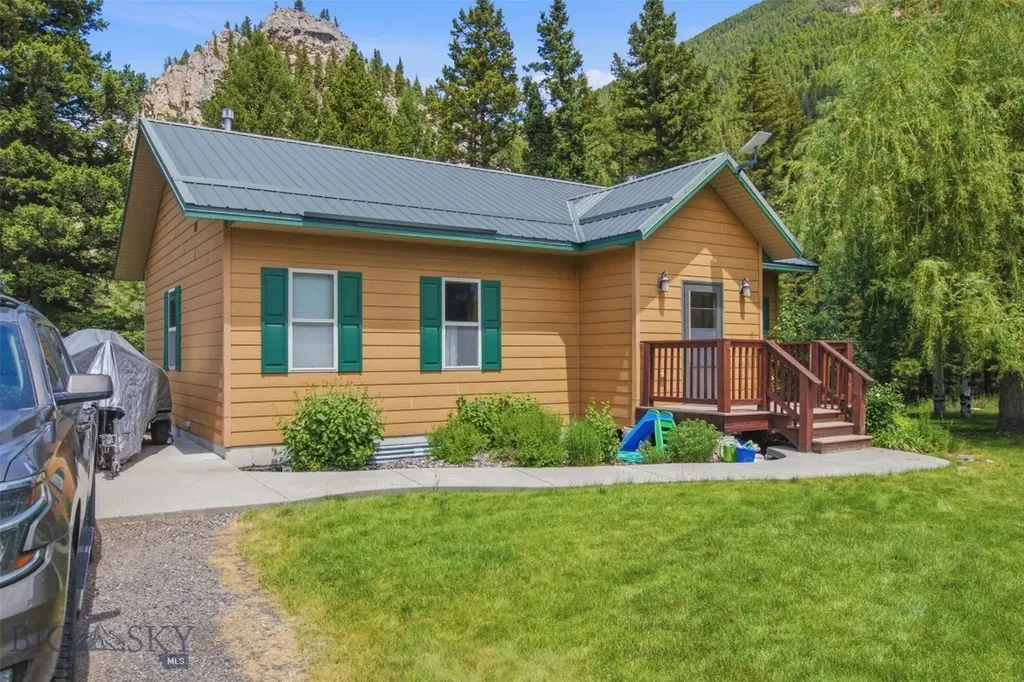 64758 Gallatin Road Gallatin Gateway MT 59730