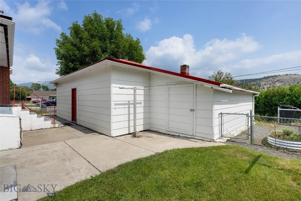 423 Linden Street Anaconda MT 59711
