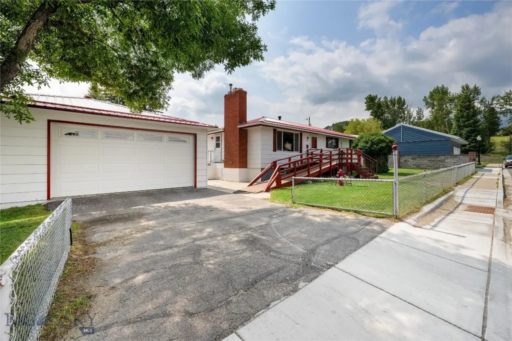 423 Linden Street Anaconda MT 59711