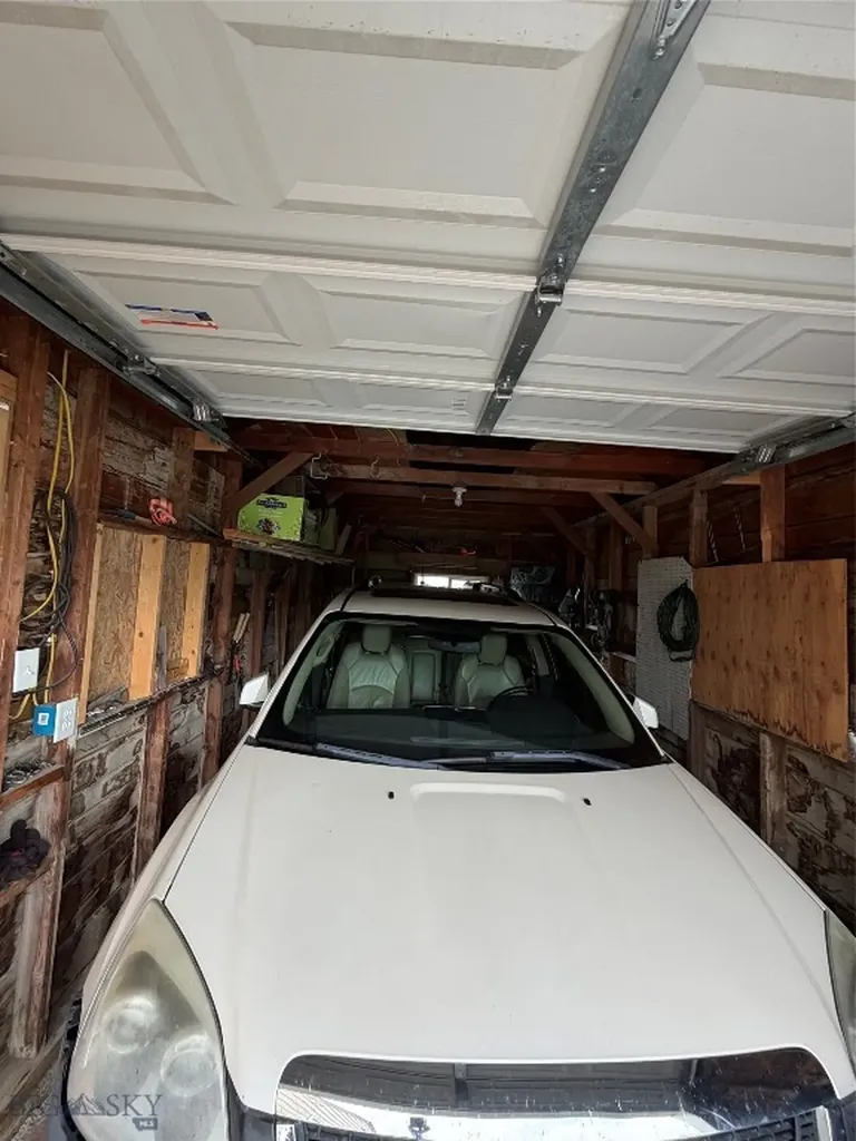 19 1st Street S Shelby MT 59474