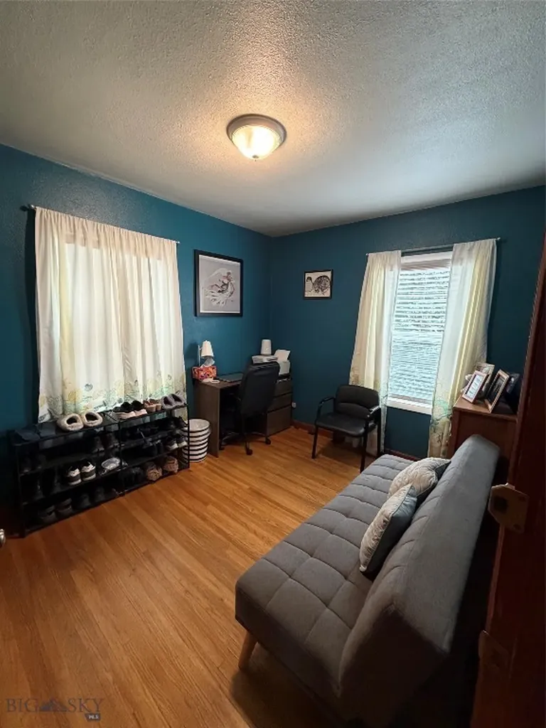 19 1st Street S Shelby MT 59474