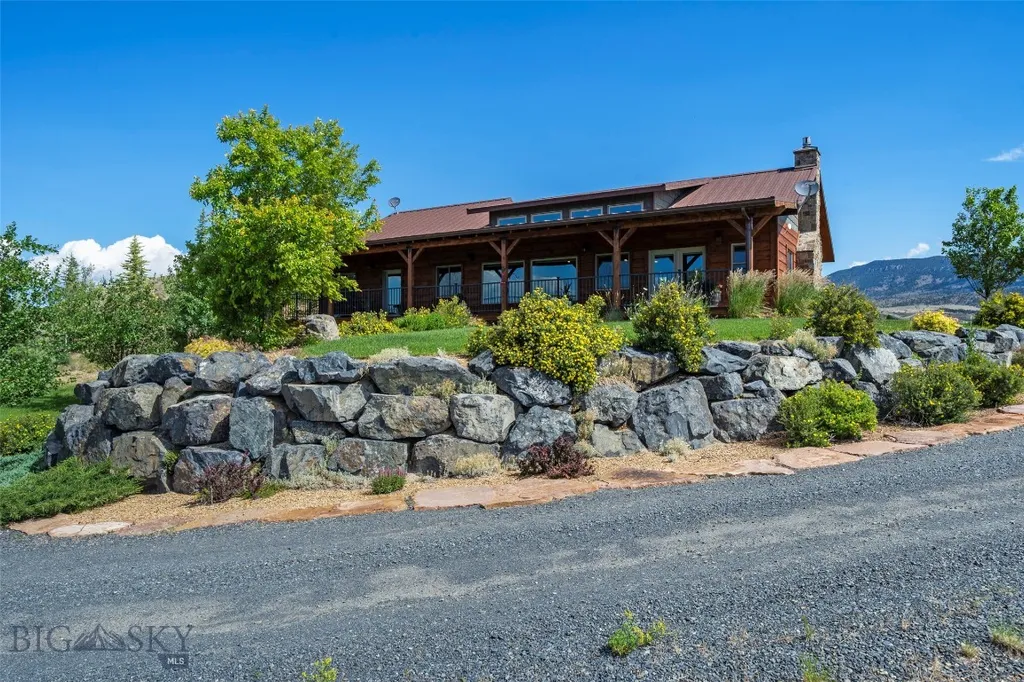 7 Prairie Dog Lane Whitehall MT 59759