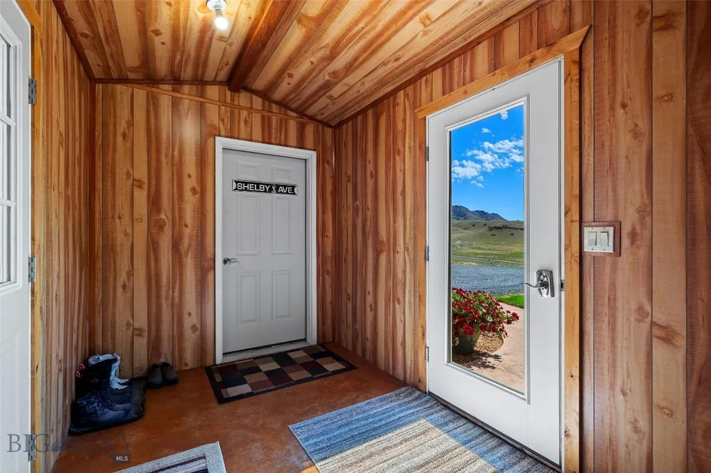 7 Prairie Dog Lane Whitehall MT 59759