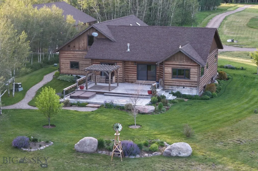 7 Alegria Lane Cameron MT 59270