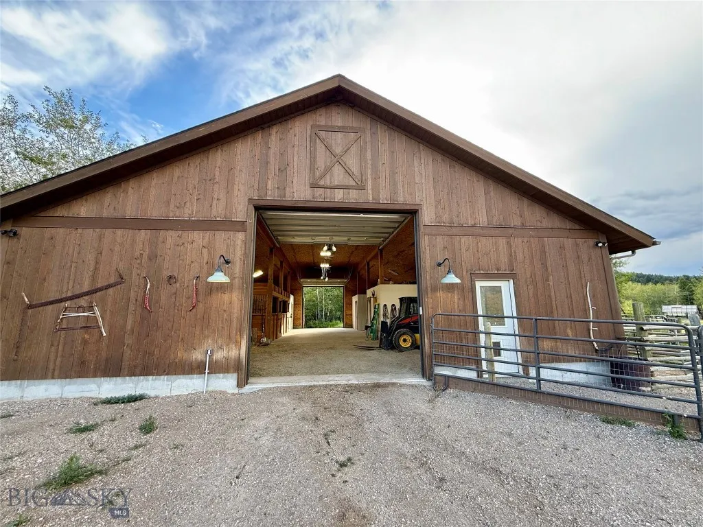 7 Alegria Lane Cameron MT 59270