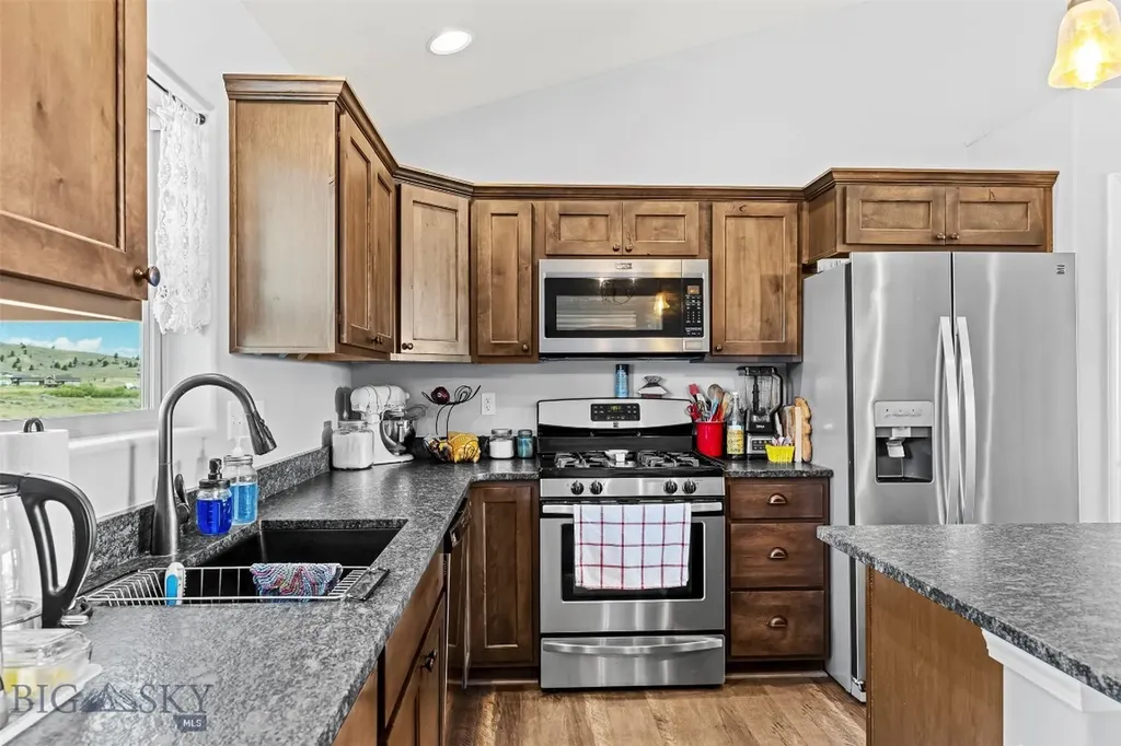 1083 Slalom Lane Butte MT 59701