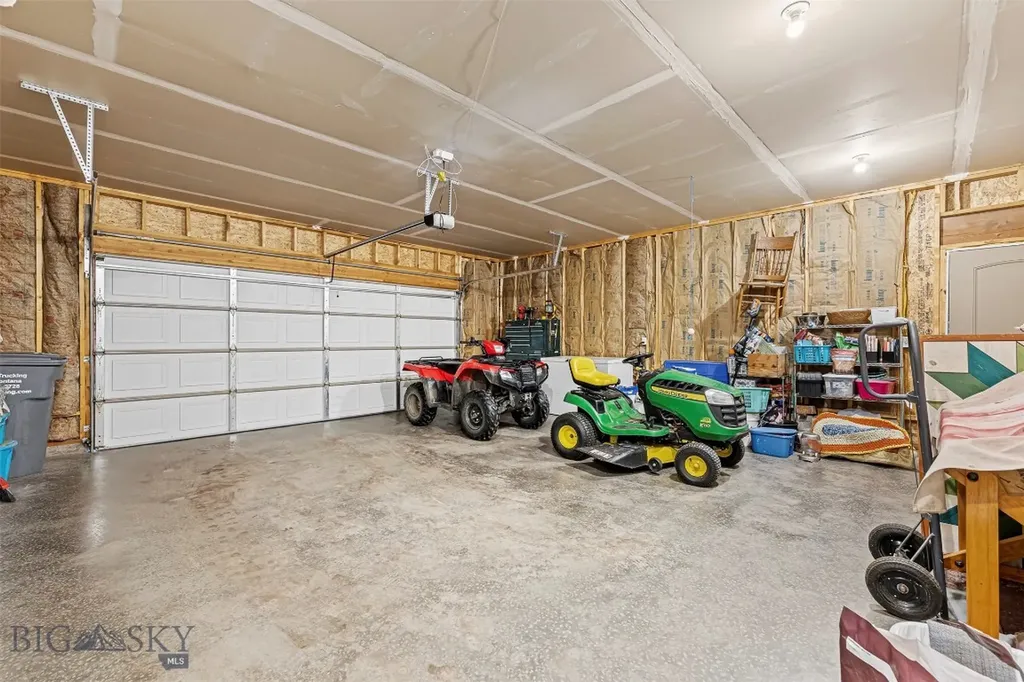 1083 Slalom Lane Butte MT 59701