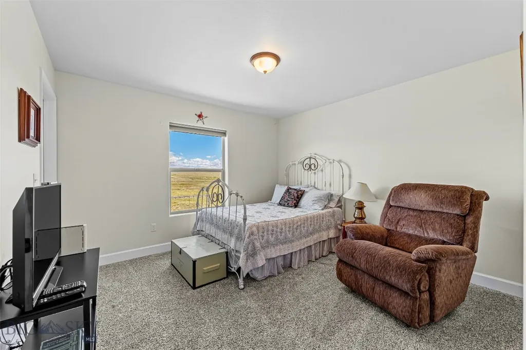 1083 Slalom Lane Butte MT 59701