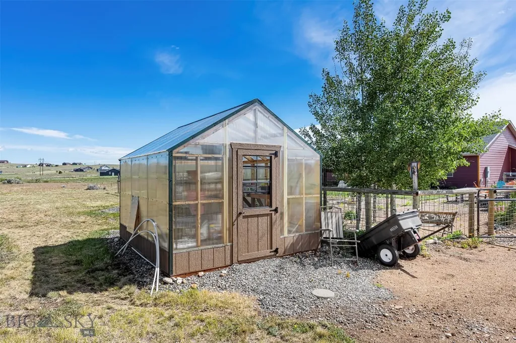 1083 Slalom Lane Butte MT 59701