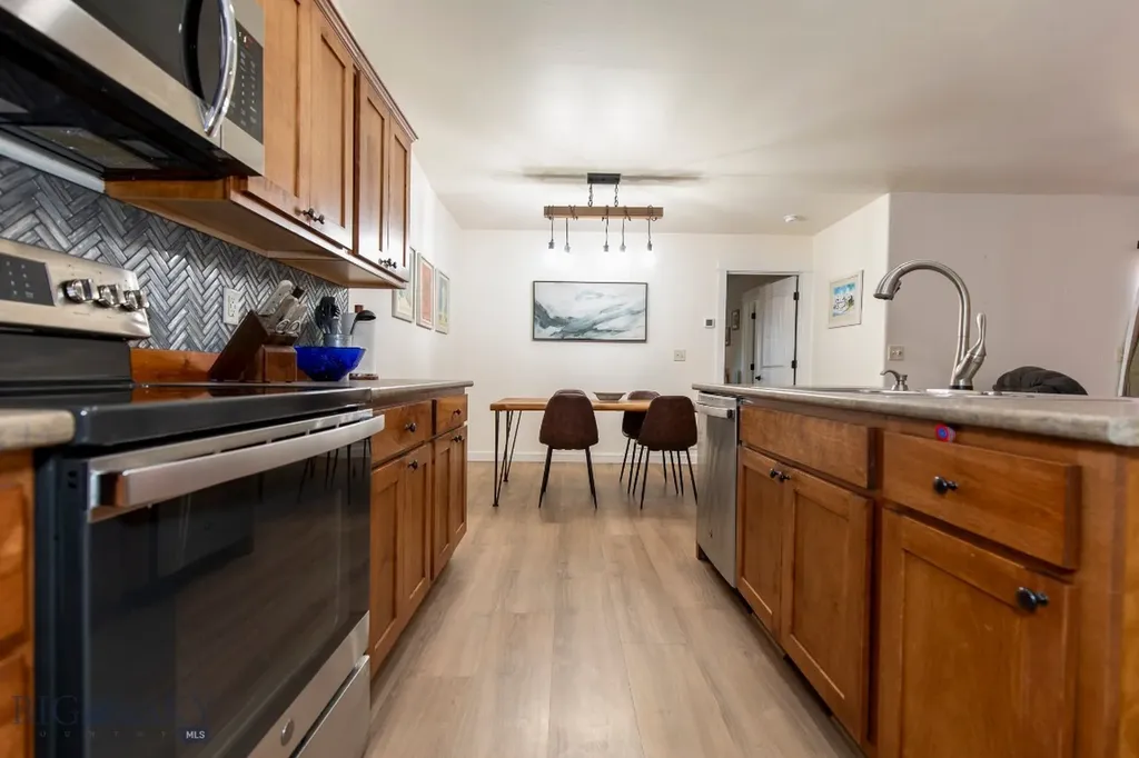 120 Tailfeather Lane Bozeman MT 59718