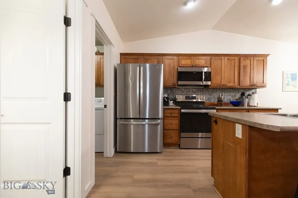 120 Tailfeather Lane Bozeman MT 59718