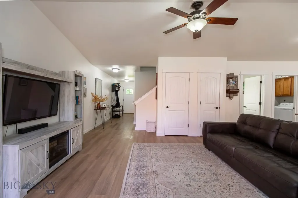120 Tailfeather Lane Bozeman MT 59718