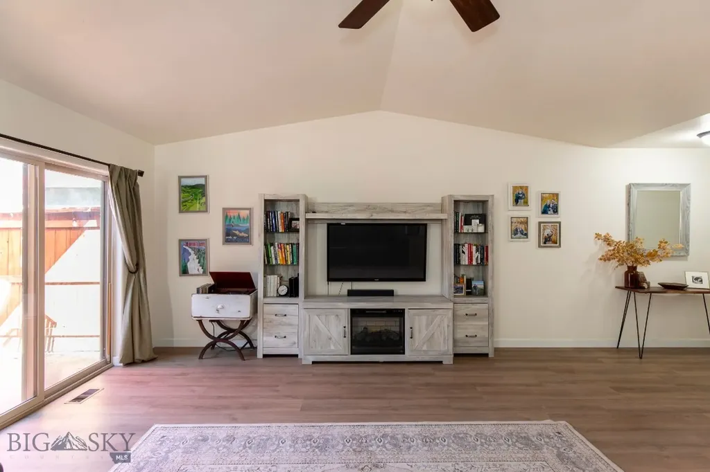120 Tailfeather Lane Bozeman MT 59718