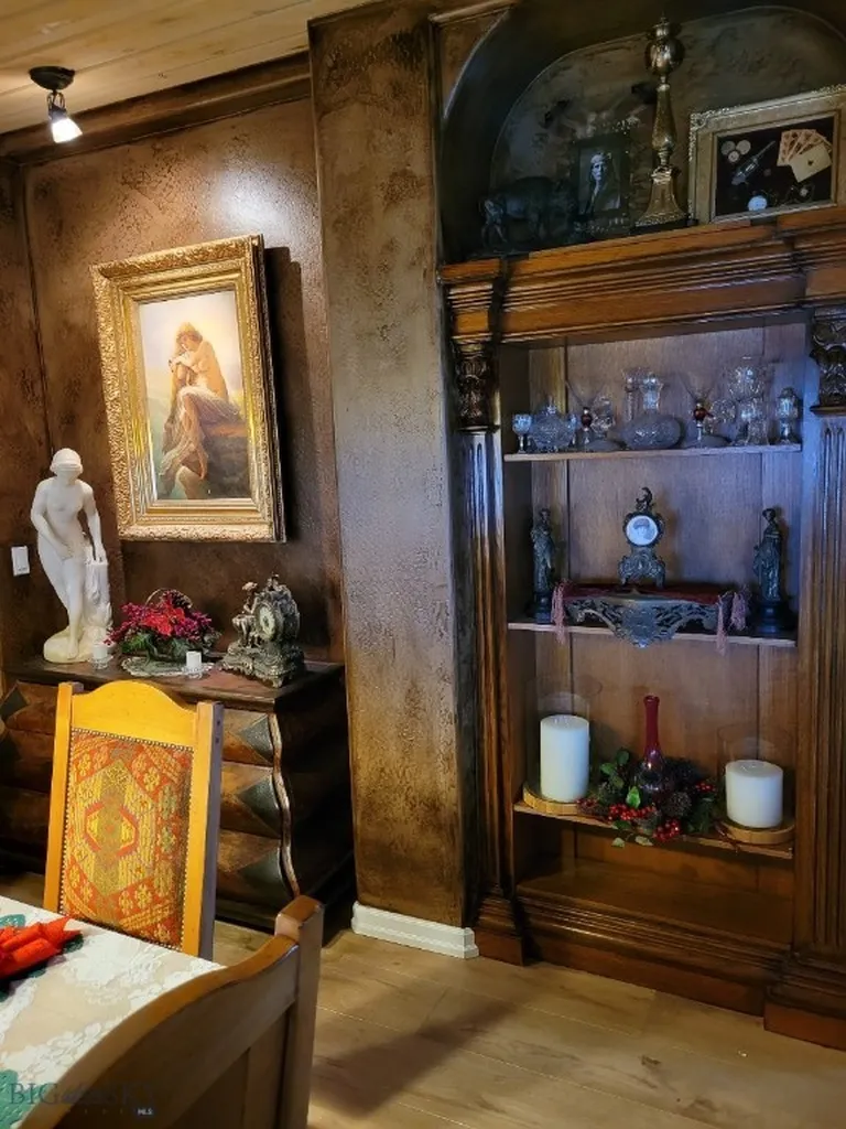 56 Yellowstone Trail Pray MT 59065