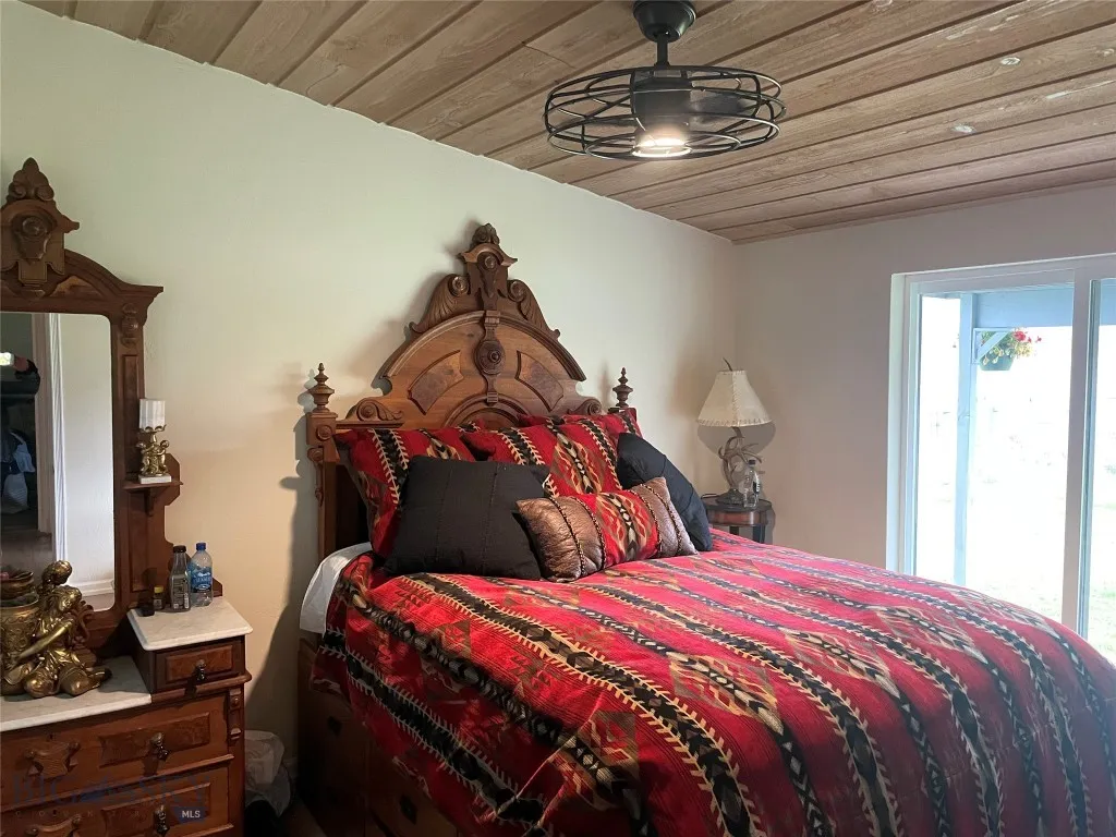 56 Yellowstone Trail Pray MT 59065